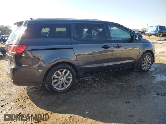 2020 Kia Sedona LX with VIN KNDMB5C17L6590101, listed as a Copart auction lot 46798405 with 101,064 mi miles and Salvage Title. Bid and sale history available at carsss.com. Image 3.
