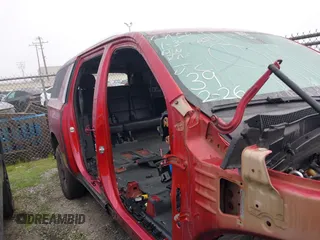 2021 Chevrolet Suburban LT z VIN 1GNSCCKD8MR138864, wystawiony jako IAAI lot #41296984 z przebiegiem Nie podano mil oraz . Historia ofert i sprzedaży dostępna na DreamBid. Obrazek 14.