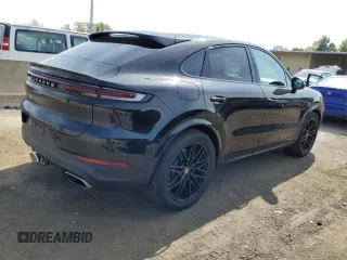 2024 Porsche Cayenne with VIN WP1BA2AY4RDA51284, listed as a Copart auction lot 71919964 with 10,821 mi miles and Salvage title. Bid and sale history available at DreamBid. Image 3.