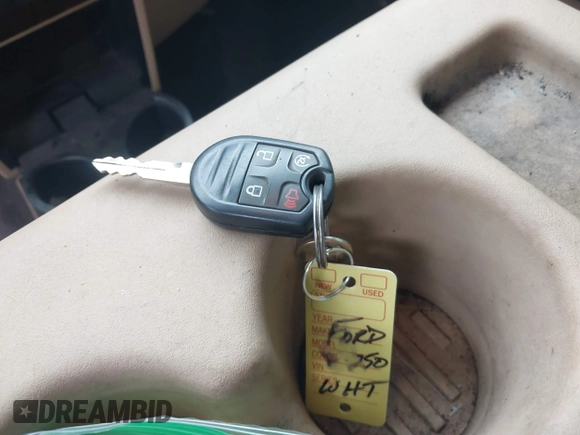 2014 Ford F-250 XL с VIN 1FT7W2B67EEB74460, выставлен на аукционе IAAI как лот 41639141 с пробегом 130 612 миль миль и . История ставок и продаж доступна на DreamBid. Изображение 11.