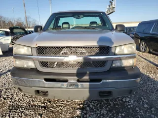 2005 Chevrolet Silverado 1500 Z71 with VIN 1GCEK14T25Z298323, listed as a Copart auction lot 49323085 with 243,365 mi miles and Clean Title. Bid and sale history available at carsss.com. Image 5.