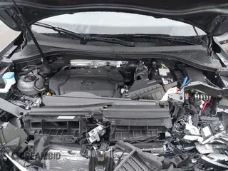 2024 Volkswagen Tiguan SE R-Line Black with VIN 3VV8B7AX8RM141105, listed as a IAAI auction lot 40923212 with 2,698 mi miles and . Bid and sale history available at DreamBid. Image 10.