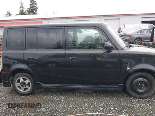 2005 Scion xB z VIN JTLKT324954021760, wystawiony jako IAAI lot #42125087 z przebiegiem 414 129 mil mil oraz . Historia ofert i sprzedaży dostępna na DreamBid. Obrazek 14.