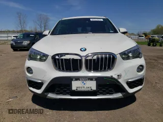 2019 BMW X1 xDrive28i with VIN WBXHT3C51K3H35953, listed as a Copart auction lot 54751675 with 54,802 mi miles and Salvage title. Bid and sale history available at DreamBid. Image 5.