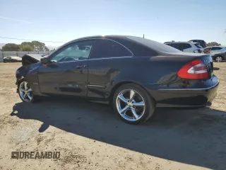 2004 Mercedes-Benz CLK 320 with VIN WDBTJ65J94F118662, listed as a Copart auction lot 67160004 with 186,549 mi miles and Non Repairable. Bid and sale history available at DreamBid. Image 2.
