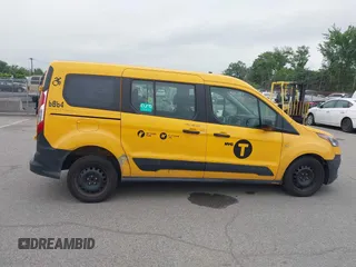 2020 Ford Transit Connect XL z VIN NM0GS9E28L1478511, wystawiony jako IAAI lot #42602330 z przebiegiem 161 890 mil mil oraz . Historia ofert i sprzedaży dostępna na DreamBid. Obrazek 6.