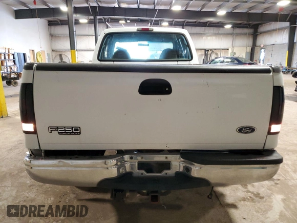 2000 Ford F-250 XL с VIN 1FTNX20FXYEE46737, выставлен на аукционе Copart как лот 47289065 с пробегом 278 030 миль миль и Списание • Salvage title. История ставок и продаж доступна на DreamBid. Изображение 6.