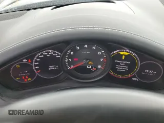 2023 Porsche Panamera с VIN WP0AJ2A73PL100692, выставлен на аукционе Copart как лот 84332864 с пробегом 10 131 миль миль и Списание • Salvage title. История ставок и продаж доступна на DreamBid. Изображение 9.