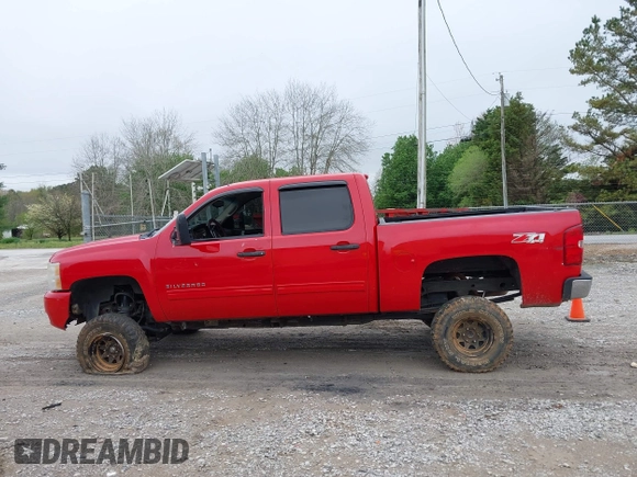 2011 Chevrolet Silverado 1500 LT with VIN 3GCPKSE36BG189128, listed as a IAAI auction lot 41919134 with 224,635 mi miles and . Bid and sale history available at DreamBid. Image 14.
