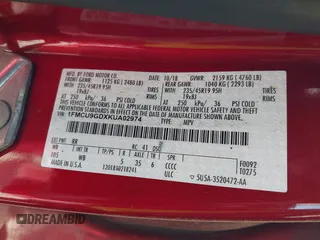 2019 Ford Escape SE z VIN 1FMCU9GDXKUA02974, wystawiony jako IAAI lot #41418960 z przebiegiem Nie podano mil oraz . Historia ofert i sprzedaży dostępna na DreamBid. Obrazek 9.