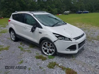 2014 Ford Escape Titanium с VIN 1FMCU0J93EUD92045, выставлен на аукционе IAAI как лот 42488429 с пробегом Не указан миль и . История ставок и продаж доступна на DreamBid. Изображение 1.