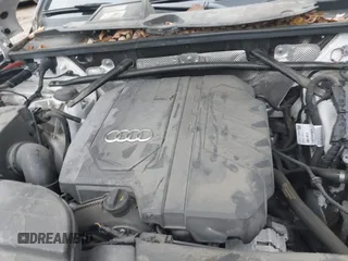 2022 Audi Q5 S line Premium z VIN WA1GAAFY6N2119787, wystawiony jako IAAI lot #40859968 z przebiegiem 46 771 mil mil oraz . Historia ofert i sprzedaży dostępna na DreamBid. Obrazek 10.