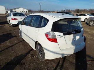 2013 Honda Fit Sport с VIN JHMGE8H53DC052224, выставлен на аукционе IAAI как лот 41524154 с пробегом 74 204 миль миль и . История ставок и продаж доступна на DreamBid. Изображение 3.