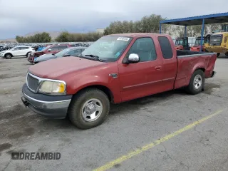 2001 Ford F-150 XL z VIN 1FTRX17WX1NB25949, wystawiony jako Copart lot #48360355 z przebiegiem 218 673 mil mil oraz Szkoda całkowita • Salvage title. Historia ofert i sprzedaży dostępna na DreamBid. Obrazek 1.