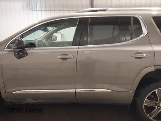 2019 GMC Acadia Denali with VIN 1GKKNXLS6KZ142226, listed as a IAAI auction lot 40453039 with 21,770 mi miles and . Bid and sale history available at carsss.com. Image 15.