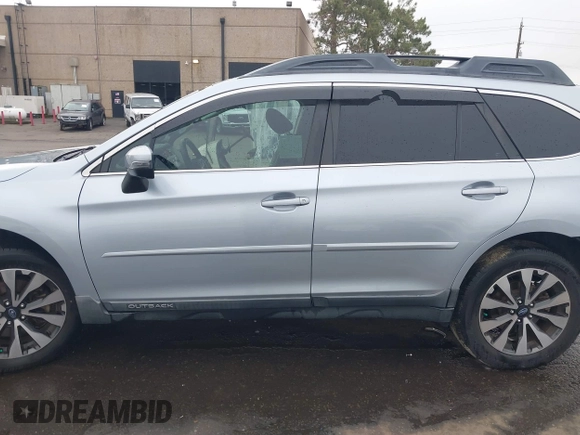2015 Subaru Outback Limited z VIN 4S4BSAJC1F3353268, wystawiony jako IAAI lot #41555264 z przebiegiem 94 963 mil mil oraz . Historia ofert i sprzedaży dostępna na DreamBid. Obrazek 15.