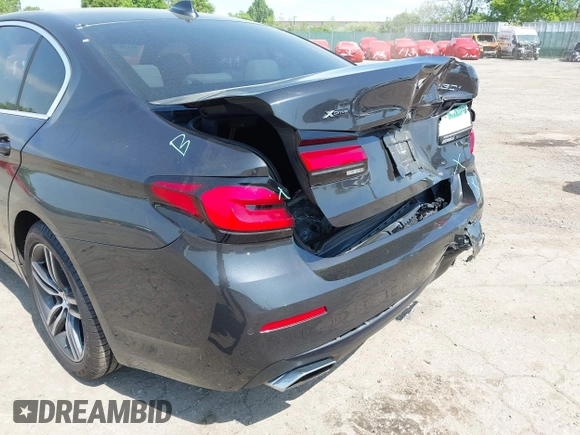 2021 BMW 5 Series 530i xDrive с VIN WBA13BJ04MCF43555, выставлен на аукционе IAAI как лот 42169253 с пробегом 43 501 миль миль и . История ставок и продаж доступна на DreamBid. Изображение 18.