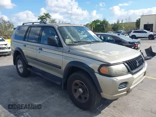 2002 Mitsubishi Montero Sport ES with VIN JA4LS21H82J008376, listed as a IAAI auction lot 41511687 with 136,759 mi miles. Bid and sale history available at carsss.com. Image 1.