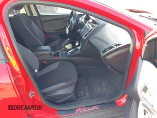 2014 Ford Focus SE with VIN 1FADP3K26EL305818, listed as a IAAI auction lot 42062813 with 175,047 mi miles. Bid and sale history available at carsss.com. Image 5.
