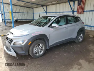 2022 Hyundai Kona SE z VIN KM8K2CAB9NU908284, wystawiony jako Copart lot #58267395 z przebiegiem 26 895 mil mil oraz Szkoda całkowita • Salvage title. Historia ofert i sprzedaży dostępna na DreamBid. Obrazek 1.