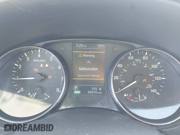 2018 Nissan Rogue SV with VIN KNMAT2MV1JP525946, listed as a IAAI auction lot 41785505 with 89,070 mi miles. Bid and sale history available at carsss.com. Image 7.