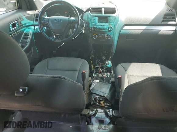 2016 Ford Police Interceptor Utility z VIN 1FM5K8ARXGGC73455, wystawiony jako Copart lot #53390105 z przebiegiem 110 137 mil mil oraz Szkoda całkowita • Salvage title. Historia ofert i sprzedaży dostępna na DreamBid. Obrazek 8.
