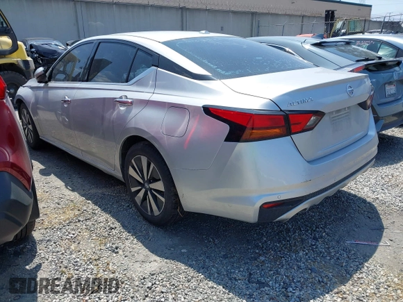 2019 Nissan Altima SL with VIN 1N4BL4EV3KC230490, listed as a IAAI auction lot 41786522 with 113,320 mi miles and . Bid and sale history available at DreamBid. Image 3.