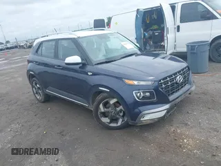 2024 Hyundai Venue SEL with VIN KMHRC8A32RU298638, listed as a IAAI auction lot 39283776 with 1,370 mi miles and . Bid and sale history available at DreamBid. Image 1.