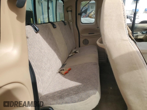 2001 Dodge 1500 z VIN 3B7HC13Z31G786903, wystawiony jako Copart lot #50903675 z przebiegiem 70 024 mil mil oraz Szkoda całkowita • Salvage title. Historia ofert i sprzedaży dostępna na DreamBid. Obrazek 10.