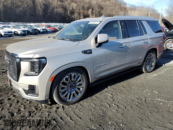 2023 GMC Yukon Denali Ultimate with VIN 1GKS2EKL5PR340438, listed as a Copart auction lot 43008615 with 8,747 mi miles and Salvage Title. Bid and sale history available at carsss.com. Image 1.