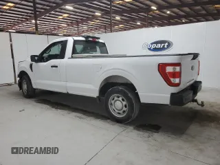 2022 Ford F-150 XL with VIN 1FTMF1CB8NKD57327, listed as a Copart auction lot 51118755 with 43,578 mi miles and Clean Title. Bid and sale history available at carsss.com. Image 2.