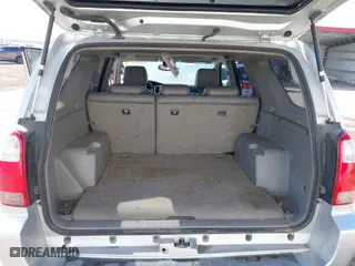 2006 Toyota 4Runner SR5 with VIN JTEZU14RX68052266, listed as a IAAI auction lot 41776526 with 284,877 mi miles. Bid and sale history available at carsss.com. Image 18.