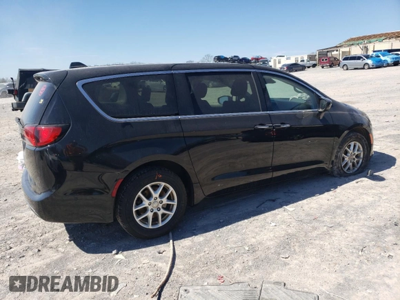 2020 Chrysler Pacifica Touring with VIN 2C4RC1FG7LR159407, listed as a Copart auction lot 49590795 with 87,337 mi miles and Salvage title. Bid and sale history available at DreamBid. Image 3.