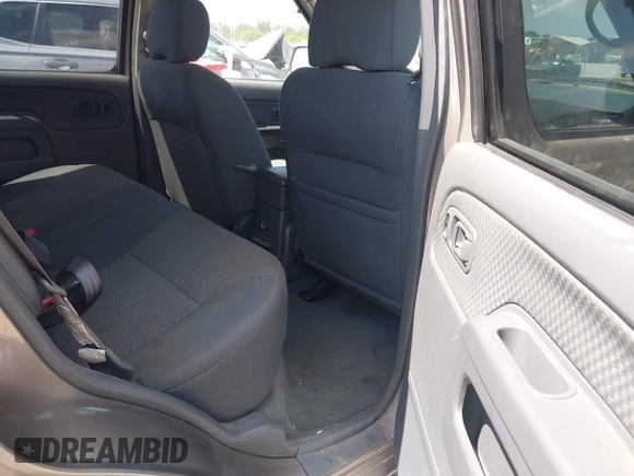 2004 Nissan Xterra XE z VIN 5N1ED28T94C602755, wystawiony jako IAAI lot #42157154 z przebiegiem 129 582 mil mil oraz . Historia ofert i sprzedaży dostępna na DreamBid. Obrazek 8.