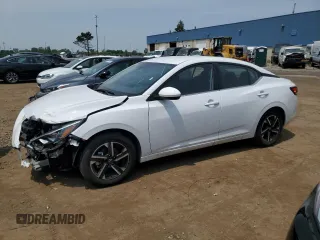 2025 Nissan Sentra SV z VIN 3N1AB8CV7SY302112, wystawiony jako Copart lot #60857115 z przebiegiem 5 191 mil mil oraz Szkoda całkowita • Salvage title. Historia ofert i sprzedaży dostępna na DreamBid. Obrazek 1.
