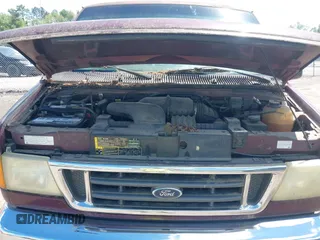 2004 Ford Econoline Passenger XL with VIN 1FBSS31L44HA42194, listed as a IAAI auction lot 42214006 with 178,206 mi miles and . Bid and sale history available at carsss.com. Image 10.