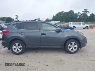 2013 Toyota RAV4 XLE with VIN JTMRFREV8DD016220, listed as a IAAI auction lot 42442403 with 165,364 mi miles and . Bid and sale history available at DreamBid. Image 13.