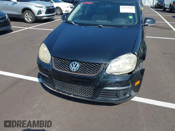 2008 Volkswagen Jetta SE with VIN 3VWRM71K68M057667, listed as a IAAI auction lot 42579020 with 199,732 mi miles and . Bid and sale history available at DreamBid. Image 6.