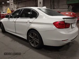 2013 BMW 3 Series 335i с VIN WBA3A9G50DNP37947, выставлен на аукционе IAAI как лот 41568877 с пробегом 82 467 миль миль и . История ставок и продаж доступна на DreamBid. Изображение 3.