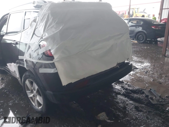 2022 Jeep Compass Latitude with VIN 3C4NJDBB1NT223599, listed as a IAAI auction lot 42181714 with 52,071 mi miles and . Bid and sale history available at DreamBid. Image 6.