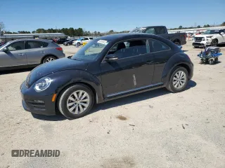 2019 Volkswagen Beetle S с VIN 3VWFD7AT3KM700933, выставлен на аукционе Copart как лот 49660845 с пробегом 23 365 миль миль и Чистый • Clean title. История ставок и продаж доступна на DreamBid. Изображение 1.
