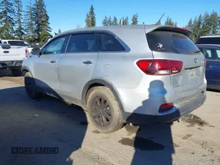 2019 Kia Sorento LX V6 with VIN 5XYPGDA56KG506179, listed as a IAAI auction lot 41409303 with 116,488 mi miles. Bid and sale history available at carsss.com. Image 3.