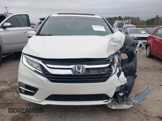 2018 Honda Odyssey Elite with VIN 5FNRL6H90JB064823, listed as a IAAI auction lot 41510216 with 48,223 mi miles. Bid and sale history available at carsss.com. Image 12.