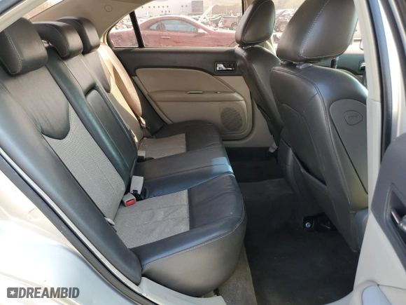 2010 Mercury Milan Premier with VIN 3MEHM0CG4AR641541, listed as a Copart auction lot 80768284 with 123,357 mi miles and Salvage Title. Bid and sale history available at carsss.com. Image 11.