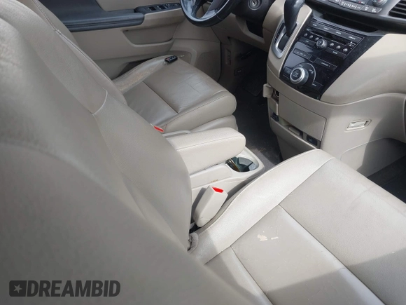 2013 Honda Odyssey EX-L with VIN 5FNRL5H65DB064238, listed as a IAAI auction lot 42050743 with 189,437 mi miles and . Bid and sale history available at carsss.com. Image 5.