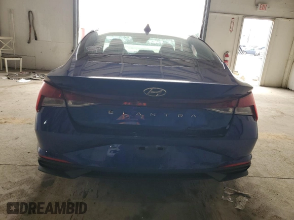 2021 Hyundai Elantra SEL z VIN 5NPLM4AG8MH027038, wystawiony jako Copart lot #52361295 z przebiegiem 94 599 mil mil oraz Szkoda całkowita • Salvage title. Historia ofert i sprzedaży dostępna na DreamBid. Obrazek 6.