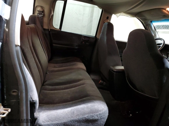 2004 Dodge Dakota Sport with VIN 1D7HG38KX4S782636, listed as a Copart auction lot 88805195 with 151,620 mi miles and Salvage Title. Bid and sale history available at carsss.com. Image 10.