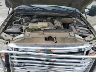 2000 Ford F-250 XL z VIN 1FTNX20F7YEE48249, wystawiony jako Copart lot #49073254 z przebiegiem 162 954 mil mil oraz Czysty tytuł • Clean title. Historia ofert i sprzedaży dostępna na DreamBid. Obrazek 11.