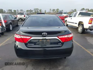 2017 Toyota Camry XLE z VIN 4T1BF1FK8HU343001, wystawiony jako IAAI lot #41487686 z przebiegiem 214 682 mil mil oraz . Historia ofert i sprzedaży dostępna na DreamBid. Obrazek 16.