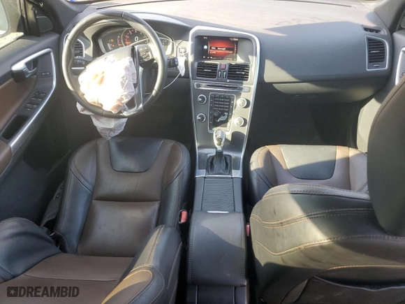 2016 Volvo XC60 T6 Drive-E with VIN YV449MDK3G2861002, listed as a Copart auction lot 43873974 with 102,877 mi miles. Bid and sale history available at carsss.com. Image 8.